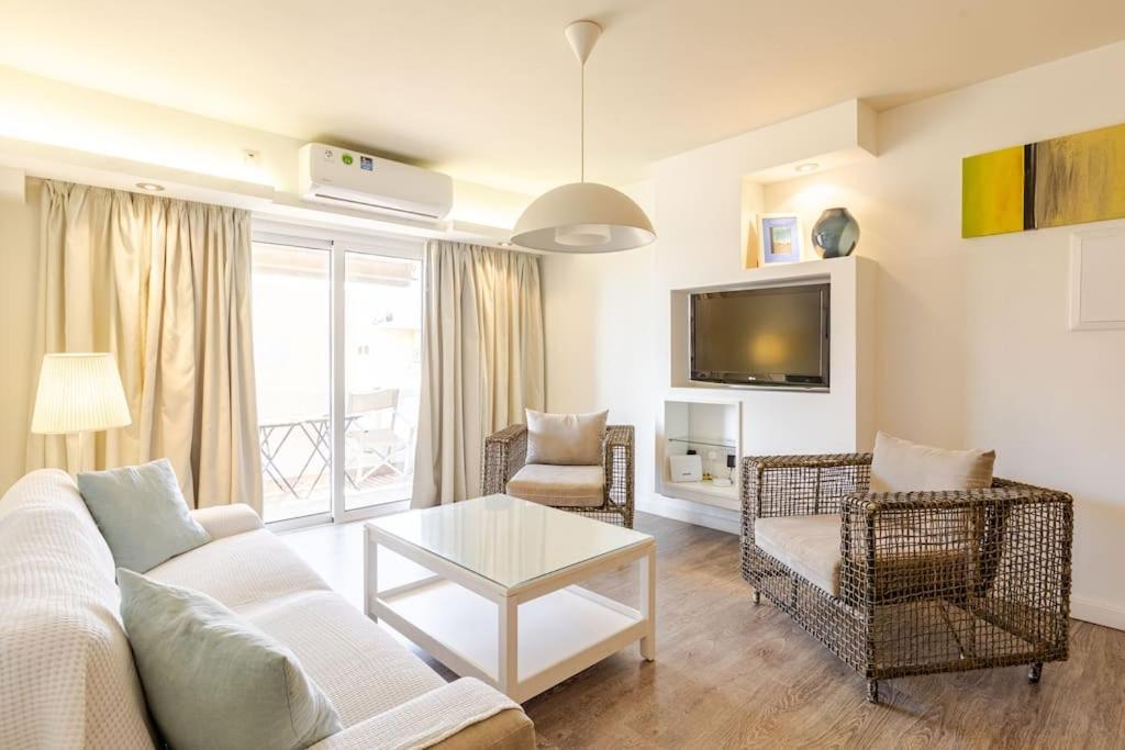 Three Bedroom Modern Flat Apartment Ayia Napa